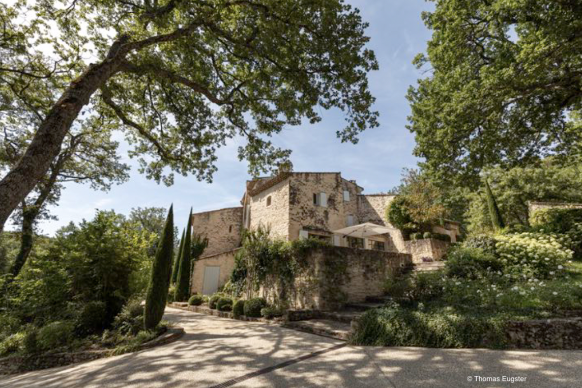 Marion Brasch, Paulina Czienskowski, Timo Feldhaus, Ricarda Messner, Katja Oskamp, Jördis Triebel und Hengameh Yaghoobifarah sind Stipendiat*innen der LOA-Residency